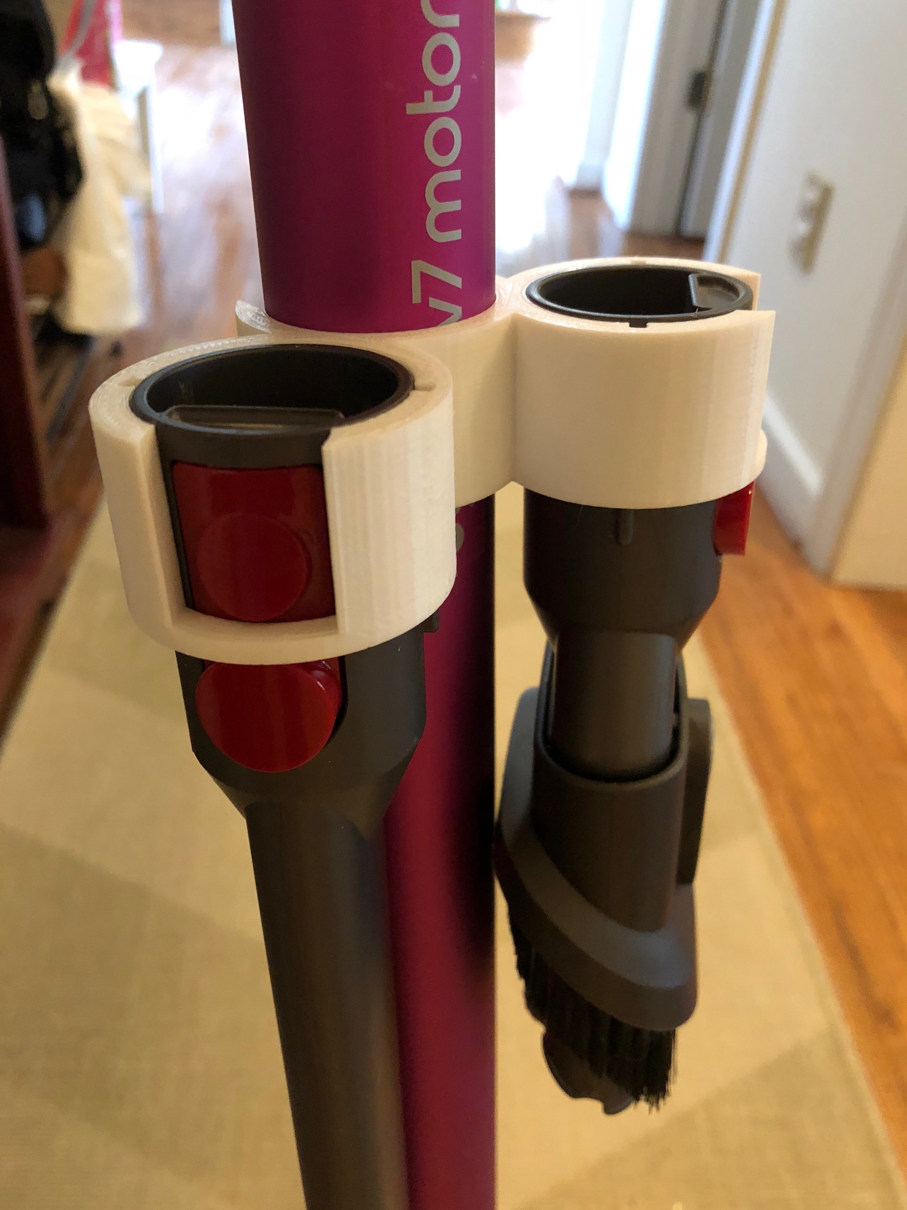 Dyson Emiş Borusu Üzeri İkili Başlık Taşıma Klipsi (DualTool Clip)