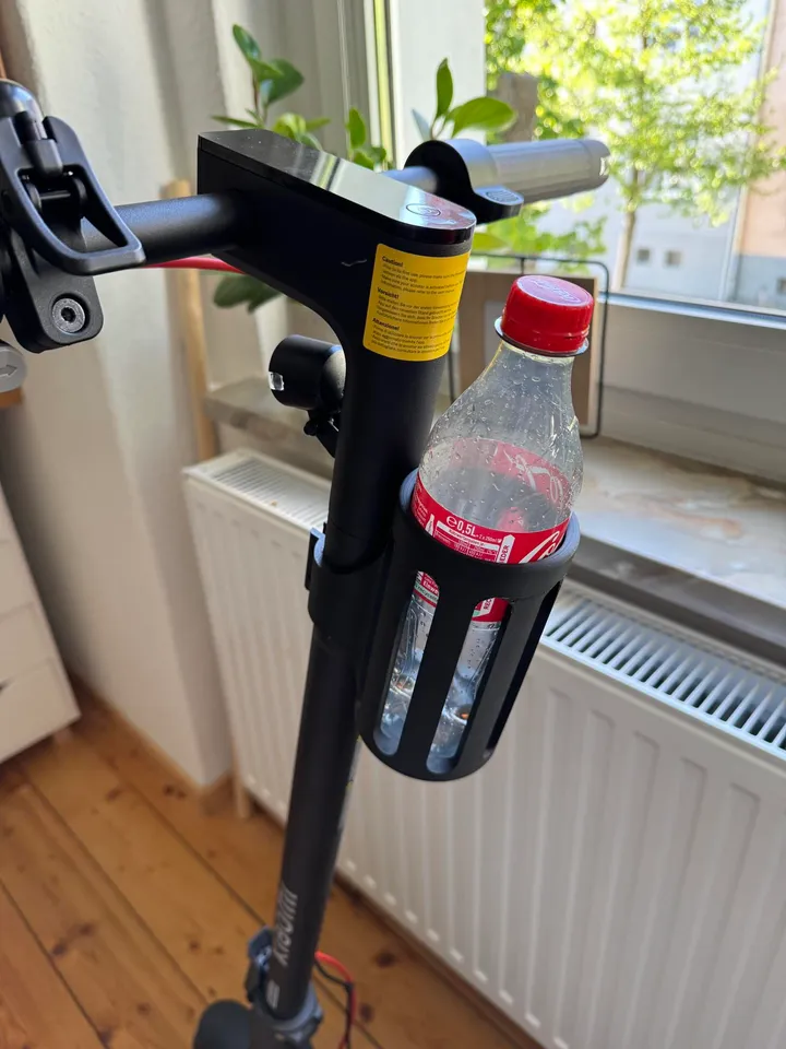 Xiaomi elektrikli scooter matara tutucu — fotoğraf 1