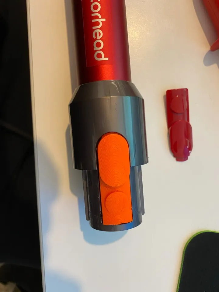 Dyson V10 boru değişim düğmesi — fotoğraf 1