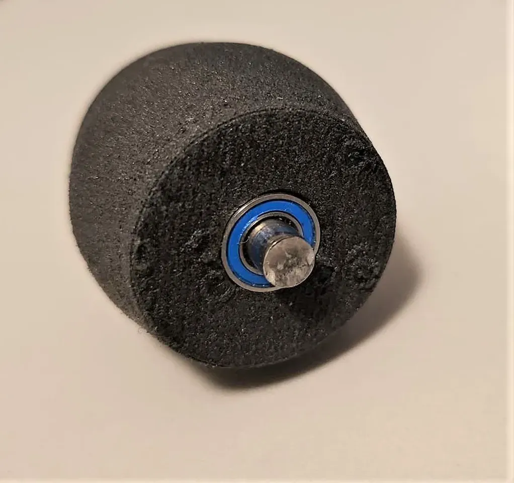 Roborock S7 ön tekerlek — fotoğraf 1