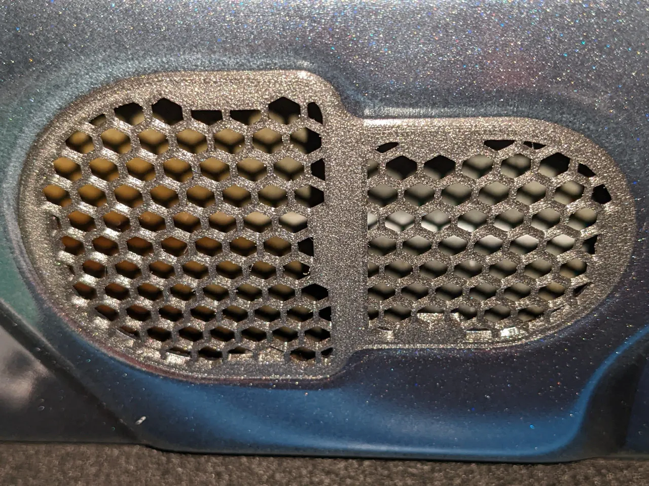 Renault Zoe havalandırma kapağı — fotoğraf 1