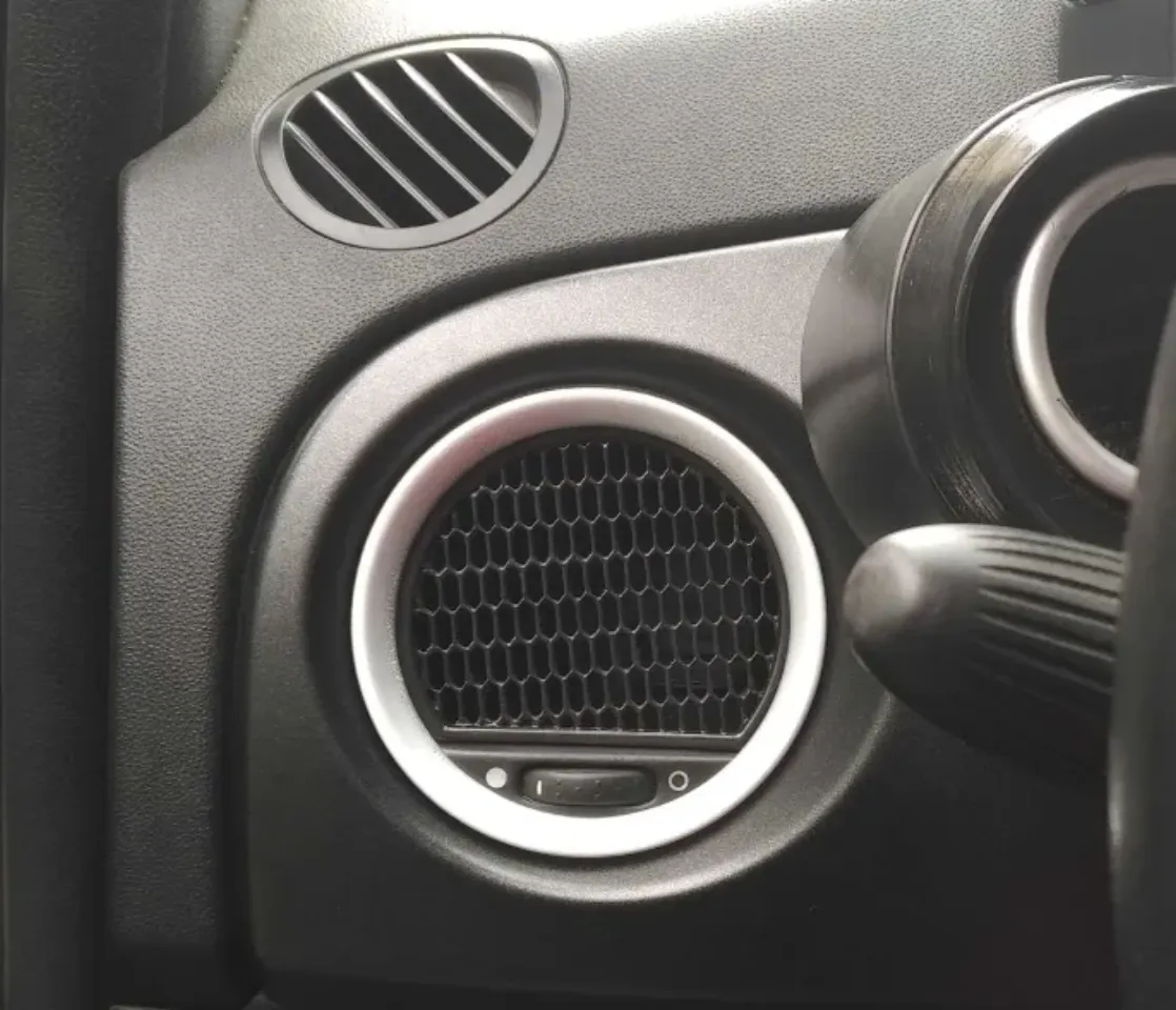 Abarth Fiat 500 Biposto tarzı havalandırmalar — fotoğraf 1
