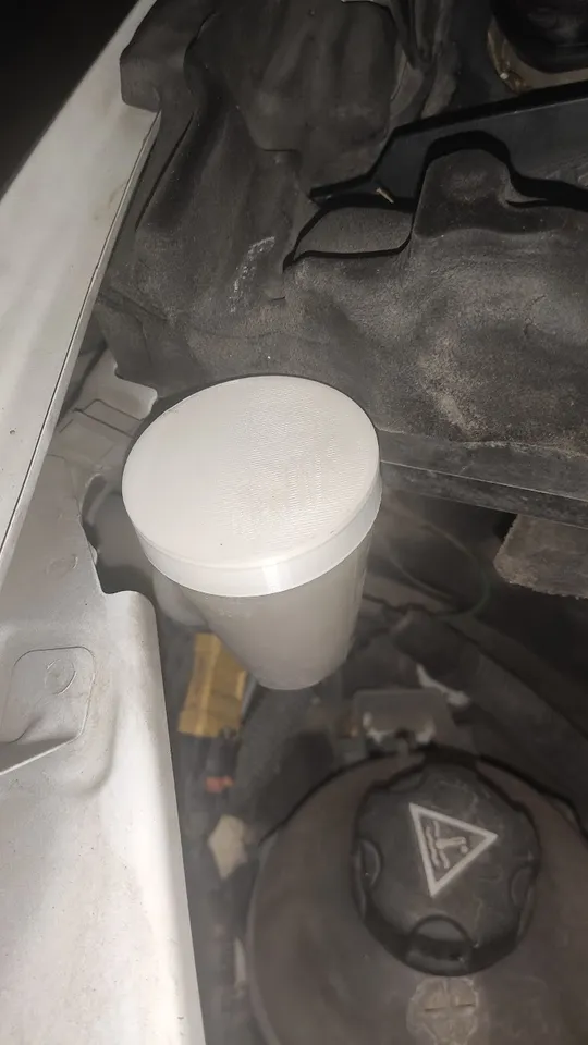 Citroën C4 Grand Picasso 2015 için citroen cam suyu deposu kapağı — fotoğraf 1