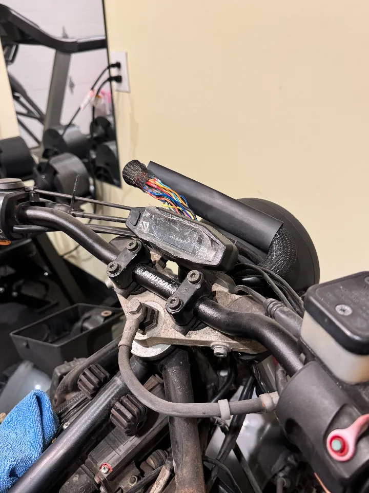 BMW K100 hız göstergesi tutucu — fotoğraf 1